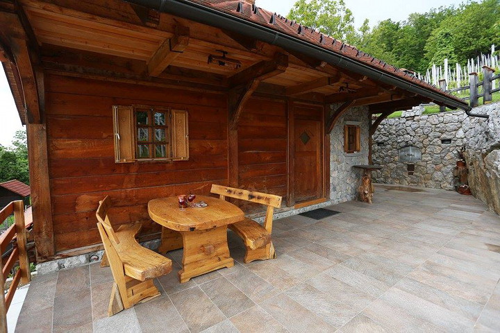 Vineyard cottage Med vinogradi